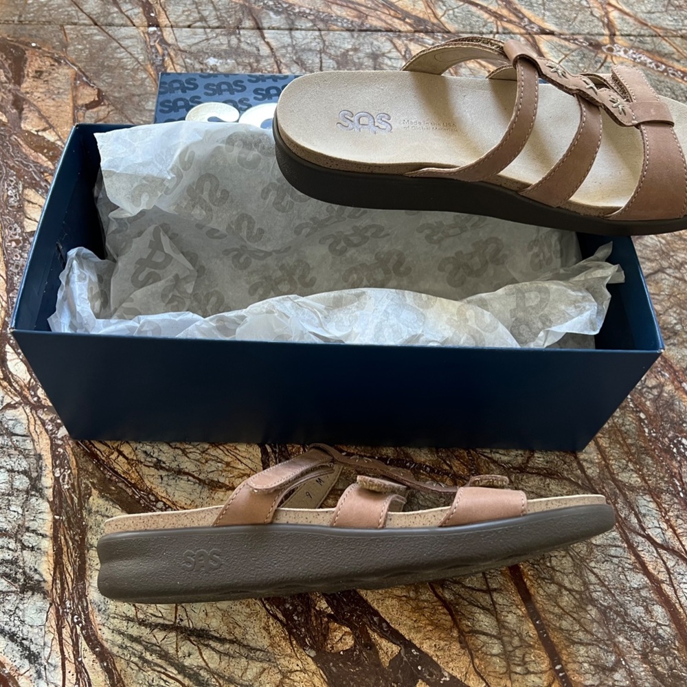 SAS Sandals size 9 - Picture 7 of 10